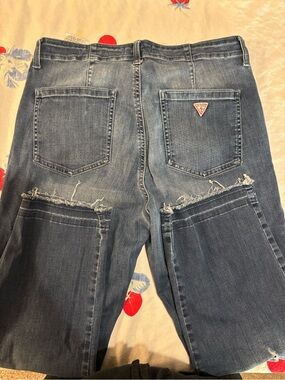 GUESS Medium Blue Straight Crop Jeans